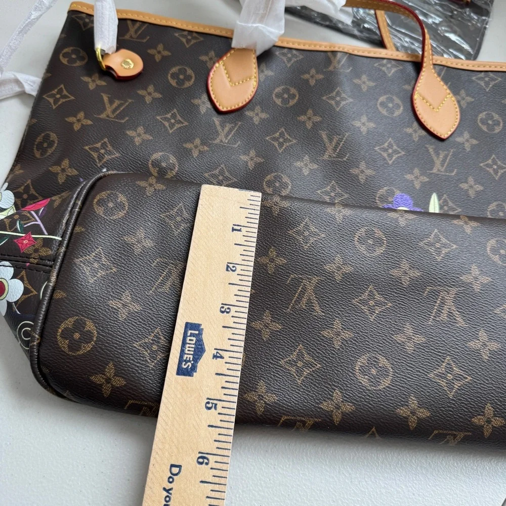 Big brown tote with flowers and matching pouch nwt - Picture 5 of 11